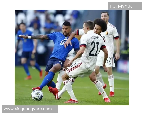 国外顶级足球明星训练揭秘如何塑造超强竞技状态与技术水平