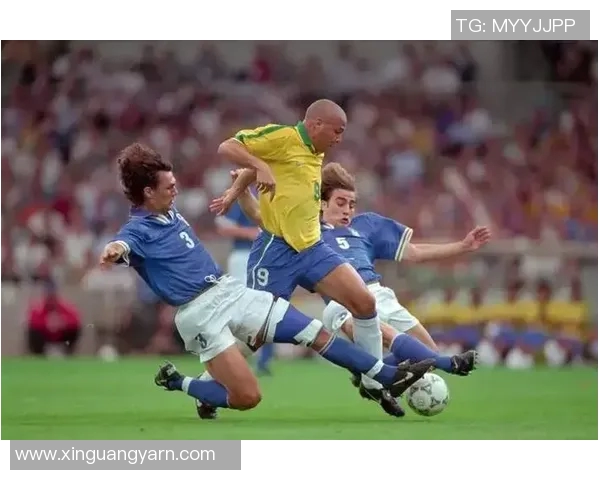 各队足球明星风采大比拼谁能成为赛场之王